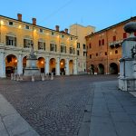 FERRARA FOTO 02 Piazza Savonarola